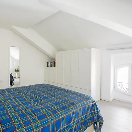 Elegante Attico Fronte Lago - Casa Barozzi *