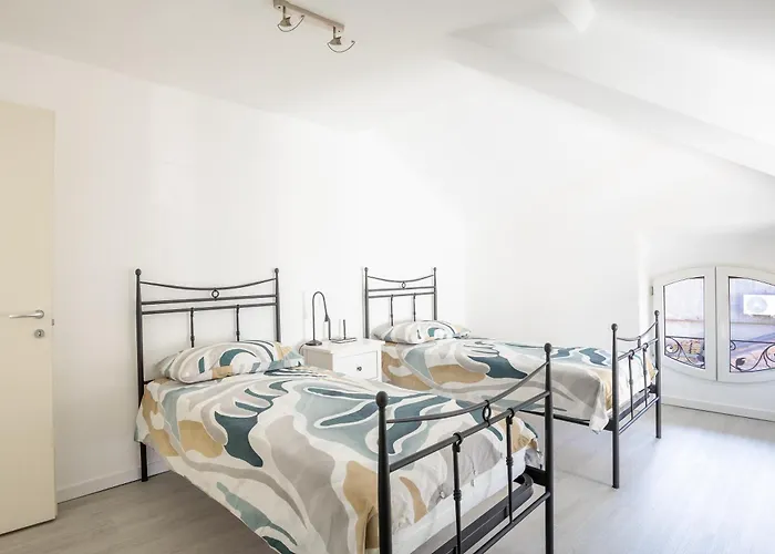 Elegante Attico Fronte Lago - Casa Barozzi *